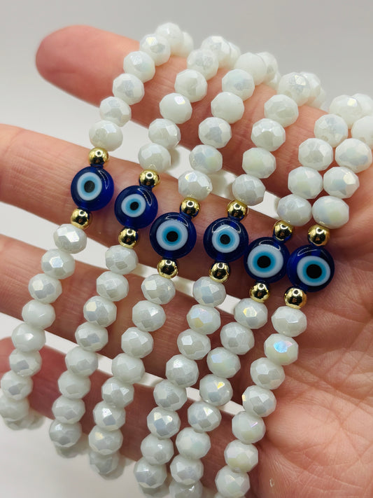 “Good luck & Protection” Bracelet single w/ white crystal